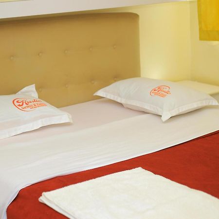 Rustic Gardens Bed & Breakfast Kitunzi Lungujja Kampala Bagian luar foto